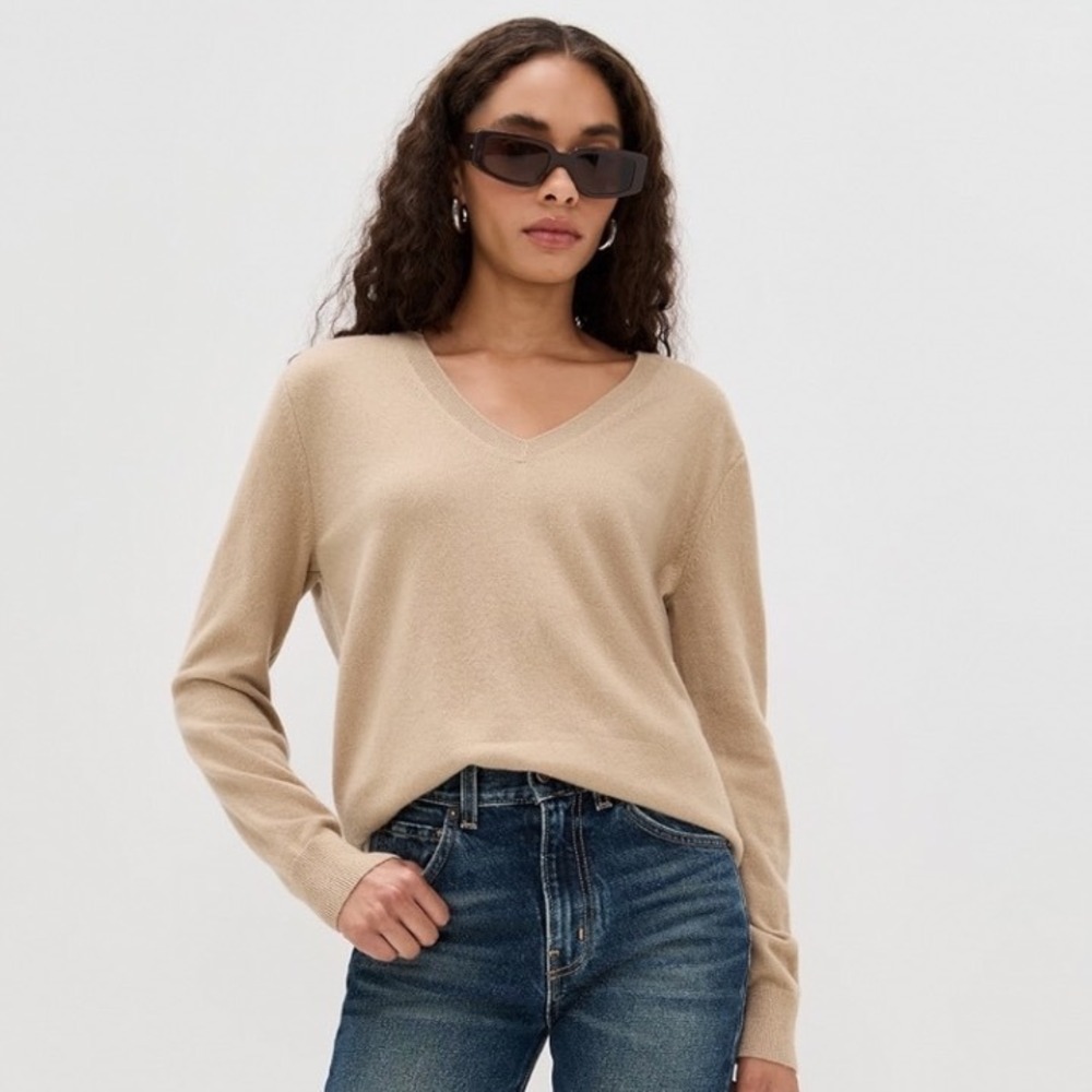 Vince Weekend V-Neck Lightweight Cashmere Wool Knit Long Sleeve Sweater Small